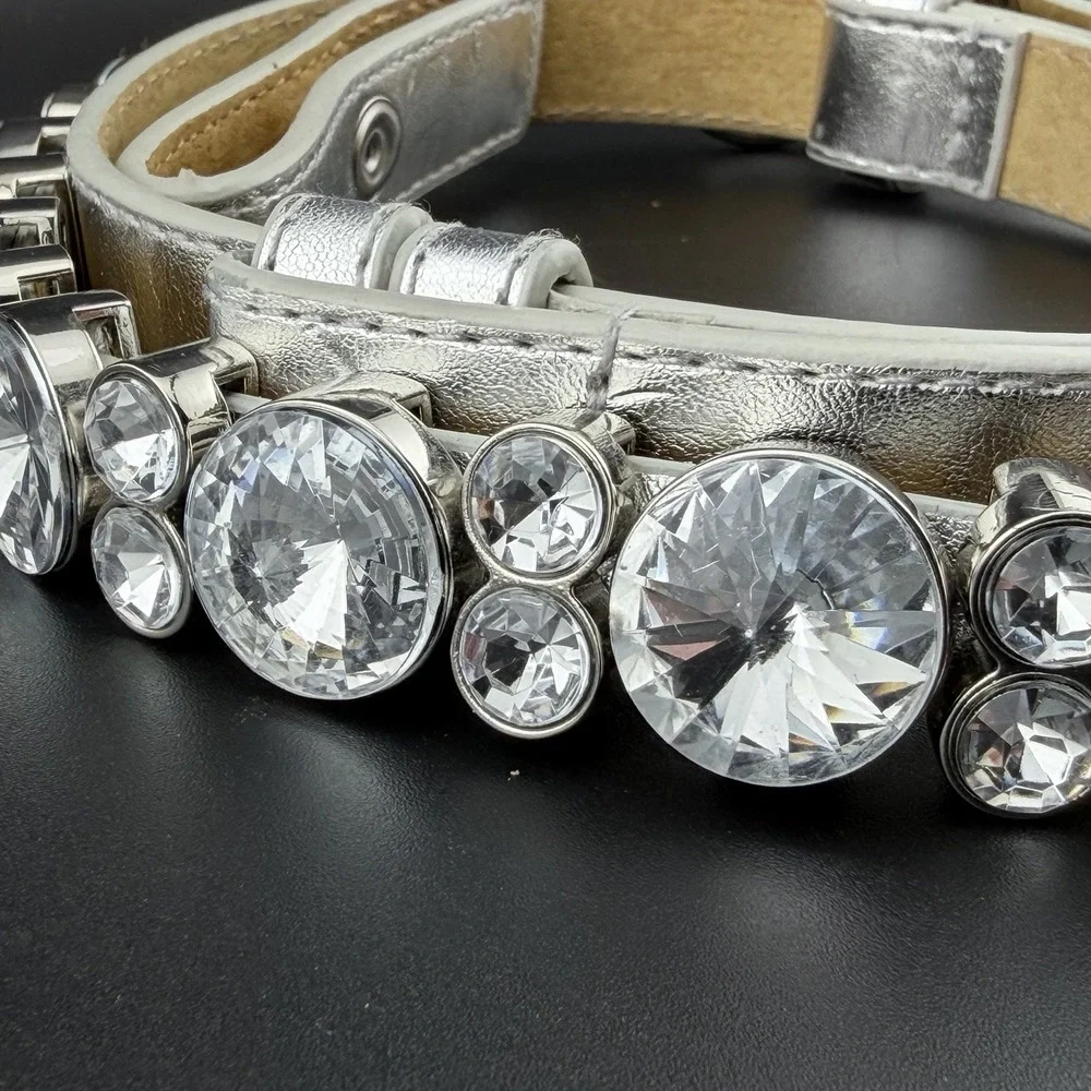 Chico's Womens Belt Size S/M Silver Leather Swarovski Crystal Touchstone ***NOTE